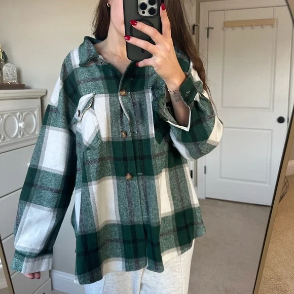 Green Flannel - Picture 2 of 2